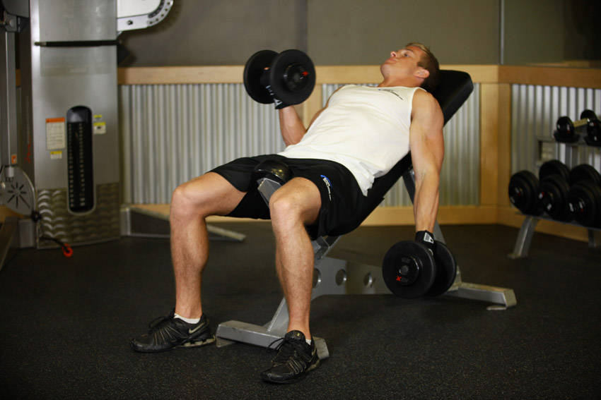 Incline Curls: Starting position