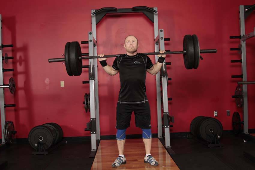 Behind the Neck Shoulder Press: Starting position