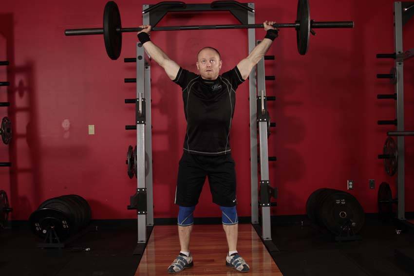Overhead Squat: Starting position