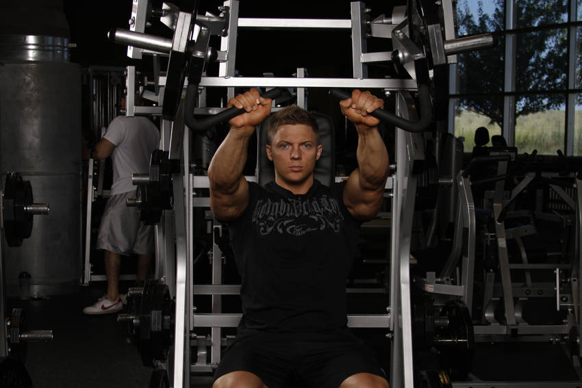 Incline Chest Press: Ending position
